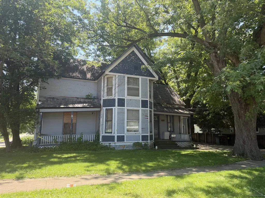608 North Cherry Street Morrison IL 61270