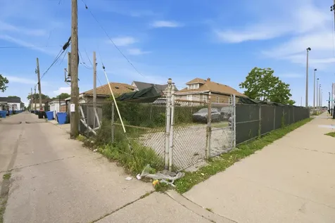 5101 South Richmond Street Chicago IL 60632