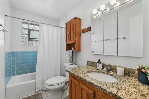 5420 Drury Lane Oak Lawn IL 60453