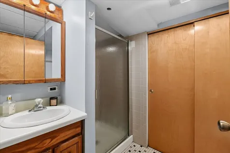 5420 Drury Lane Oak Lawn IL 60453