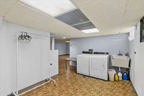 5420 Drury Lane Oak Lawn IL 60453