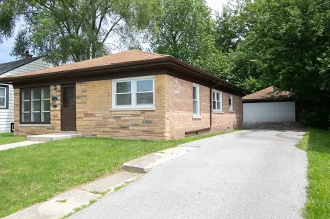 8837 South Talman Avenue Evergreen Park IL 60805