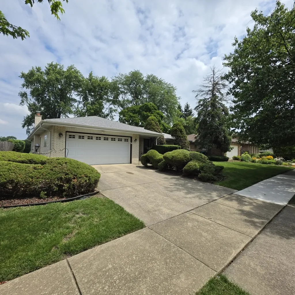 7644 Cashew Drive Orland Park IL 60462