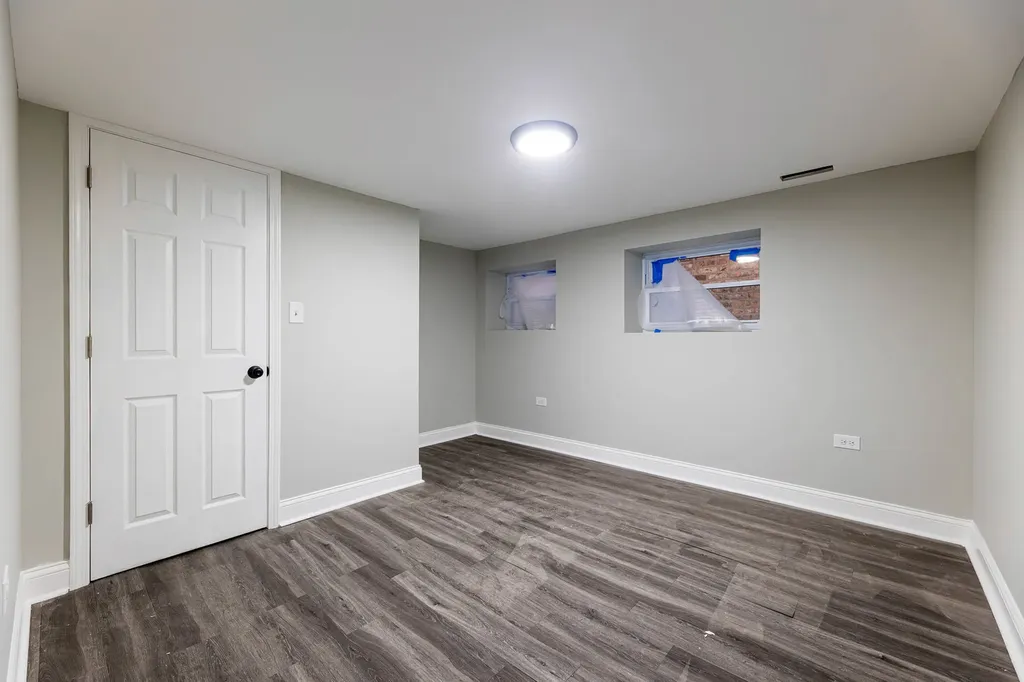 4924 West Congress Parkway Chicago IL 60644