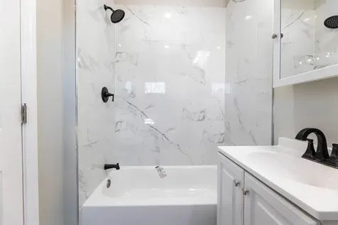 4924 West Congress Parkway Chicago IL 60644