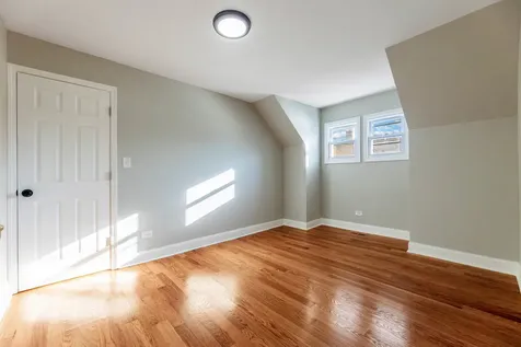 4924 West Congress Parkway Chicago IL 60644