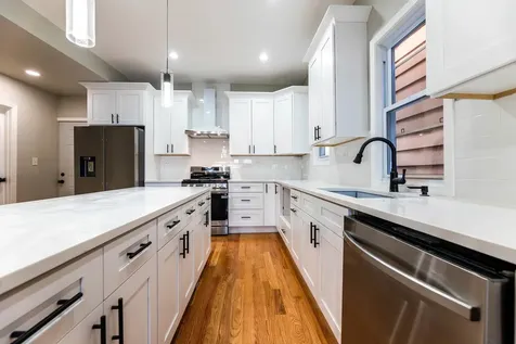 4924 West Congress Parkway Chicago IL 60644