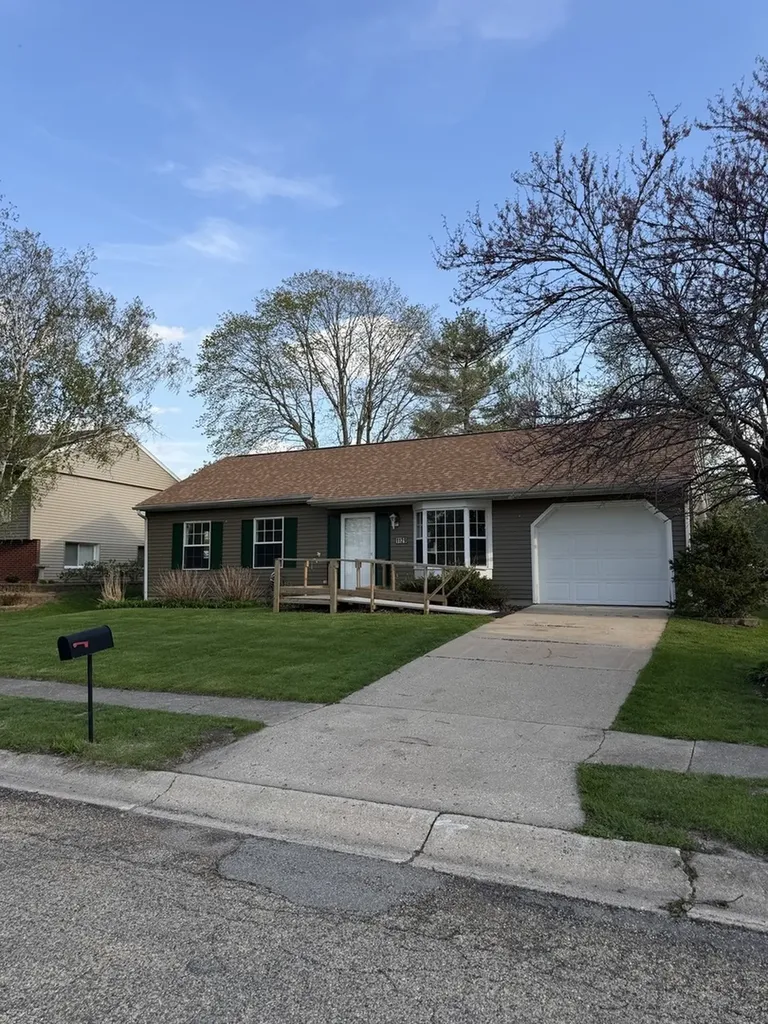 1129 East Main Street Granville IL 61326