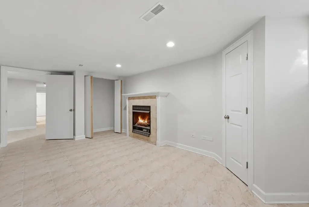 6505 South Woodlawn Avenue Chicago IL 60637