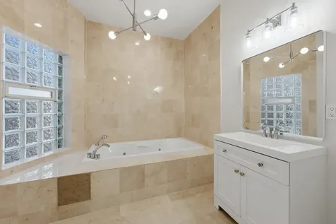 6505 South Woodlawn Avenue Chicago IL 60637