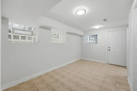 6505 South Woodlawn Avenue Chicago IL 60637