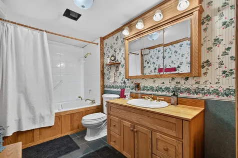 406 Brown Street Wauconda IL 60084