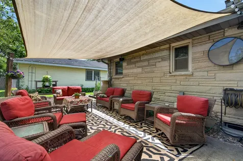406 Brown Street Wauconda IL 60084