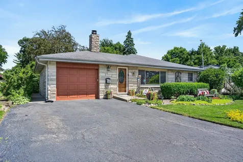 406 Brown Street Wauconda IL 60084