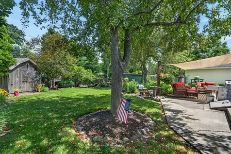 406 Brown Street Wauconda IL 60084