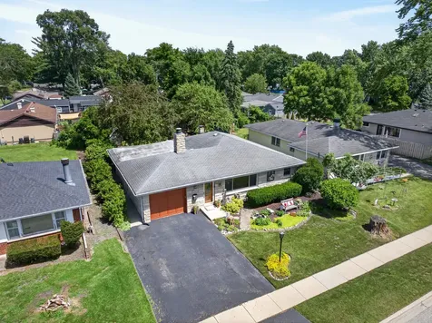 406 Brown Street Wauconda IL 60084