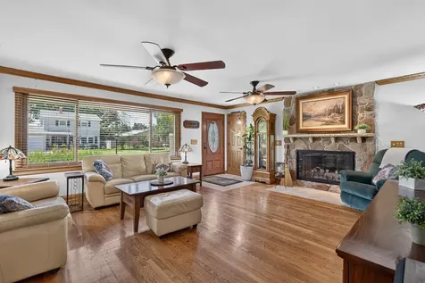 406 Brown Street Wauconda IL 60084