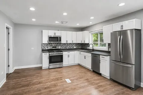21744 Peterson Avenue Sauk Village IL 60411