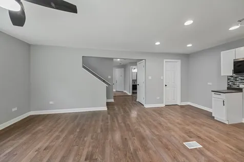 21744 Peterson Avenue Sauk Village IL 60411