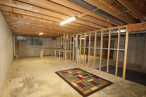 6811 Hedgewood Road Rockford IL 61108
