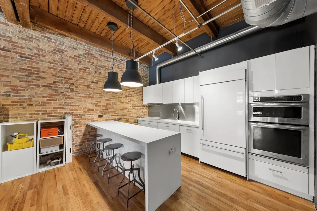 1017 West Washington Boulevard Chicago IL 60607