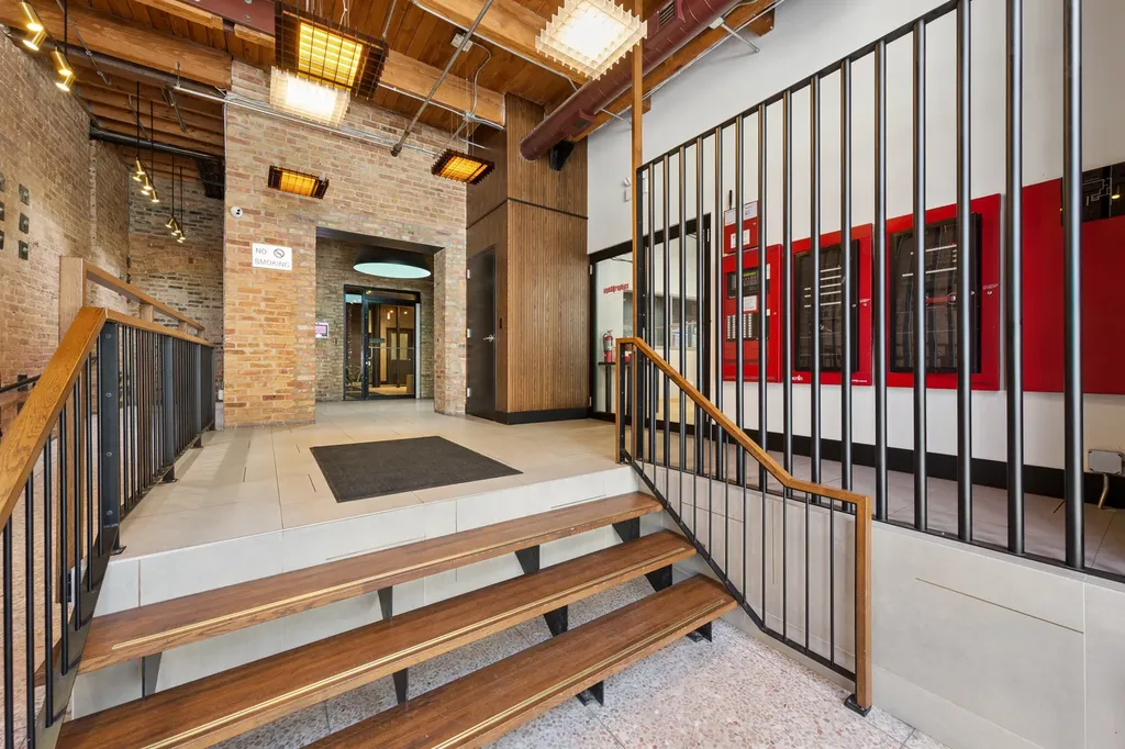 1017 West Washington Boulevard Chicago IL 60607