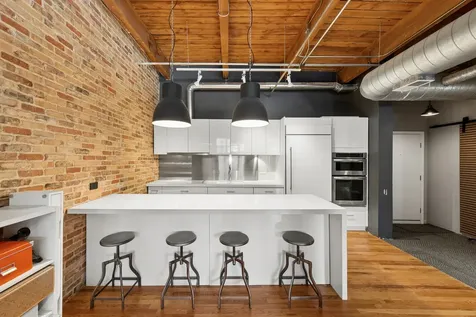 1017 West Washington Boulevard Chicago IL 60607
