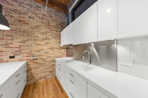 1017 West Washington Boulevard Chicago IL 60607