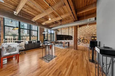 1017 West Washington Boulevard Chicago IL 60607