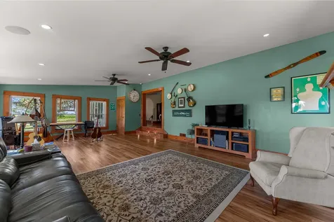 1392 Red Brick Road Dixon IL 61021