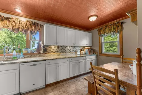 1392 Red Brick Road Dixon IL 61021