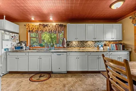 1392 Red Brick Road Dixon IL 61021
