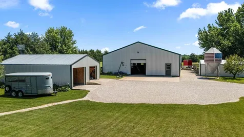 1392 Red Brick Road Dixon IL 61021