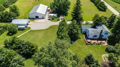 1392 Red Brick Road Dixon IL 61021