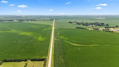 1392 Red Brick Road Dixon IL 61021
