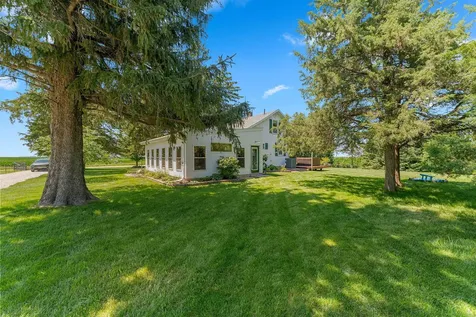 1392 Red Brick Road Dixon IL 61021