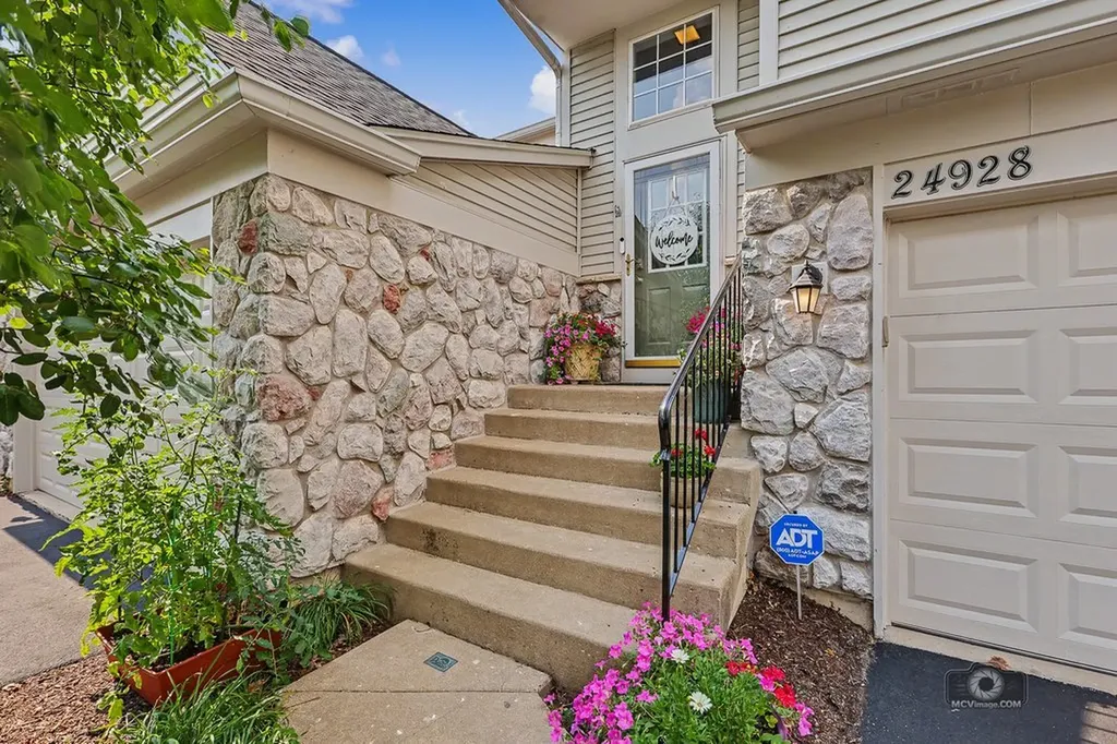 24928 Gates Lane Plainfield IL 60585