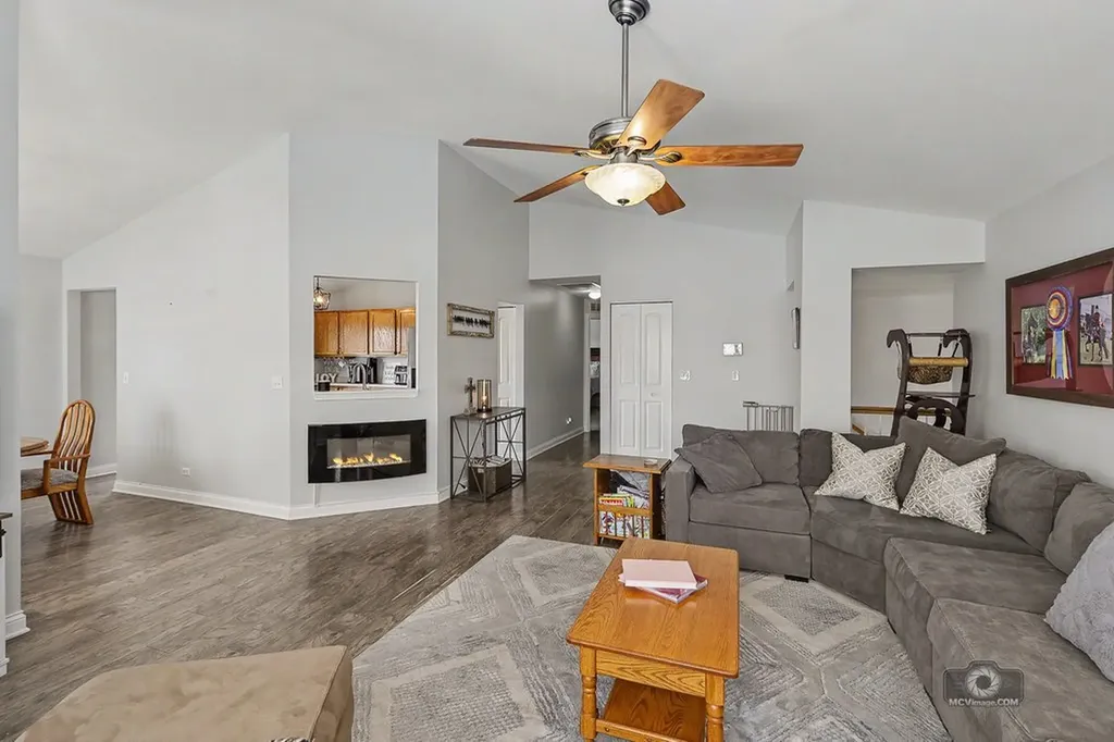24928 Gates Lane Plainfield IL 60585