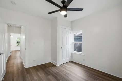 1826 Laurel Avenue Evanston IL 60201