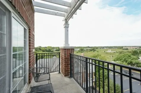 470 West Mahogany Court Palatine IL 60067