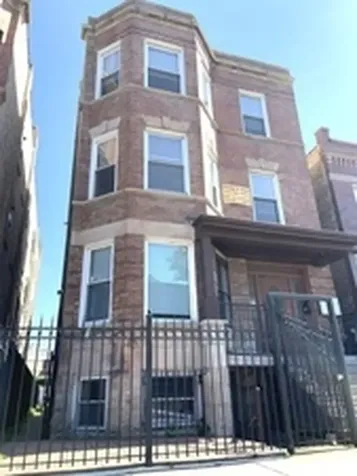 2831 West Fullerton Avenue Chicago IL 60647