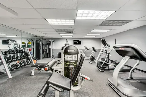 6030 North Sheridan Road Chicago IL 60660