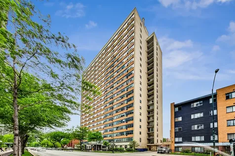 6030 North Sheridan Road Chicago IL 60660