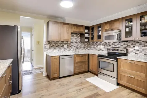2303 South Goebbert Road Arlington Heights IL 60005