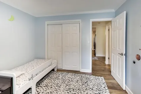 2303 South Goebbert Road Arlington Heights IL 60005