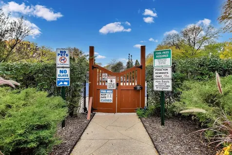 2303 South Goebbert Road Arlington Heights IL 60005