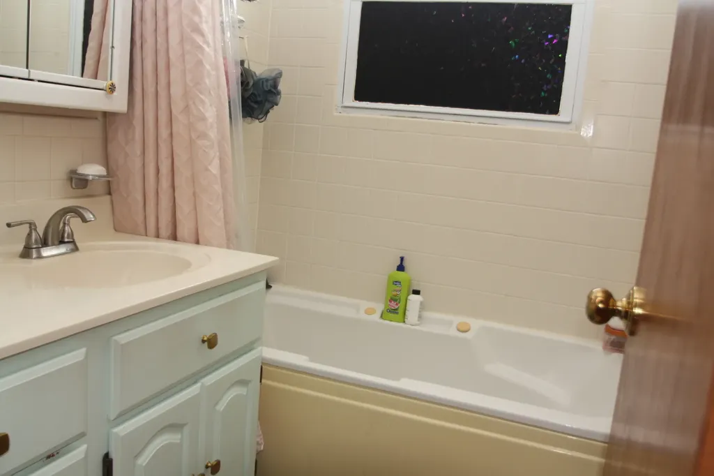 3103 Martin Lane Rolling Meadows IL 60008