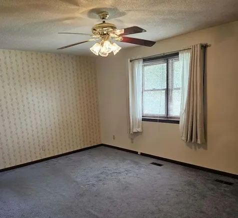 2331 North Wilmar Drive Quincy IL 62301