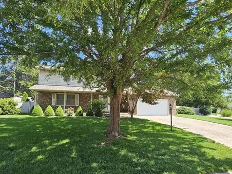 2331 North Wilmar Drive Quincy IL 62301