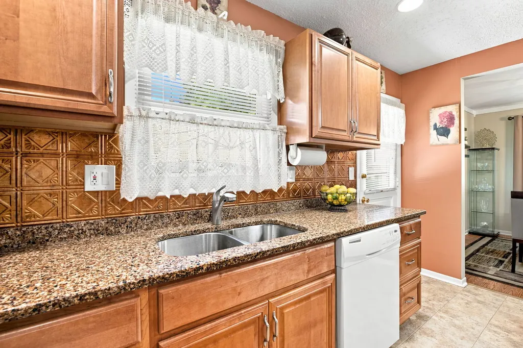 7804 Florence Avenue Darien IL 60561